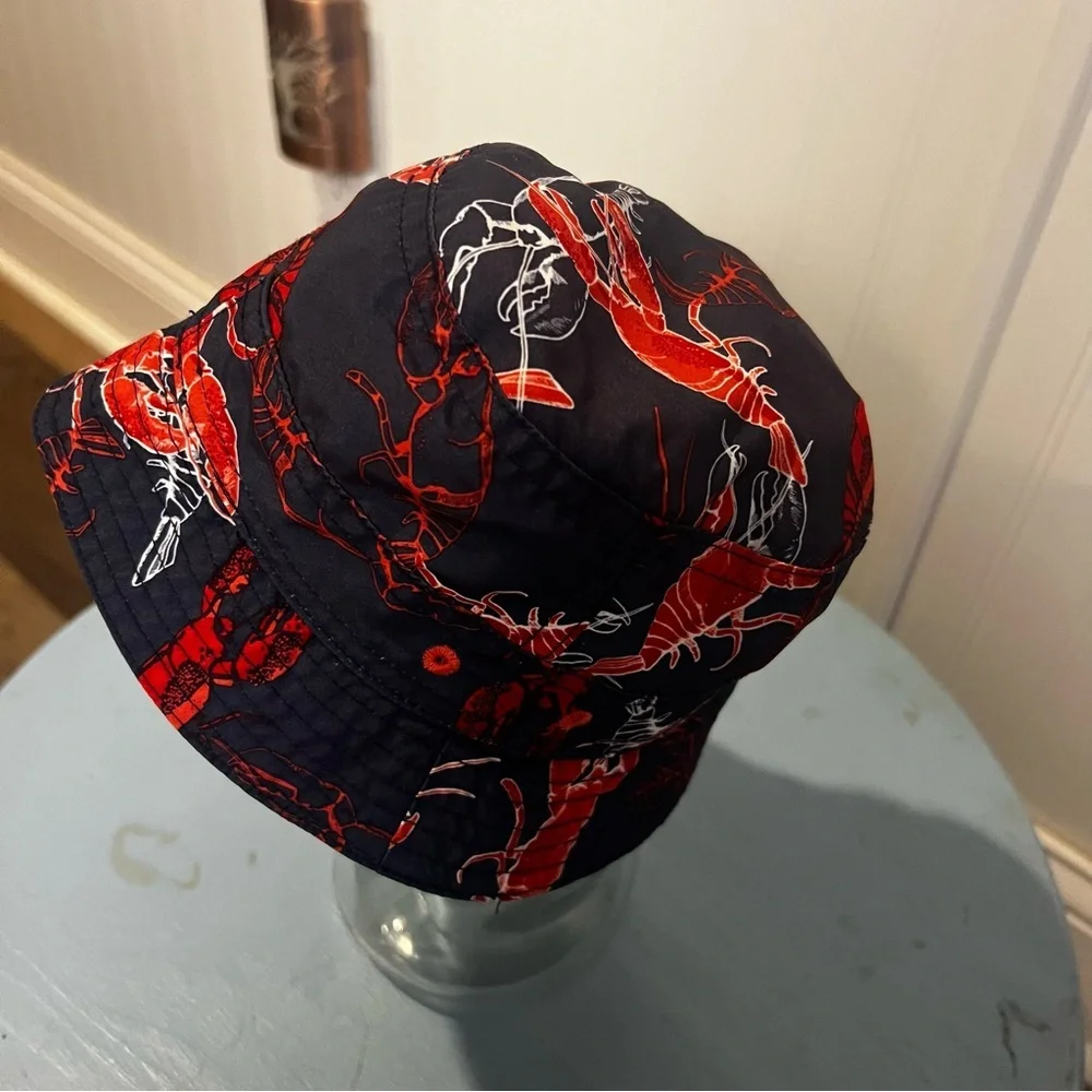 GAP Red and Blue Lobster Print Infant Bucket Hat 12-18 months